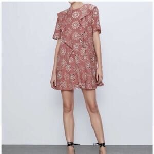 Zara Embroidered Eyelet Dress. Medium